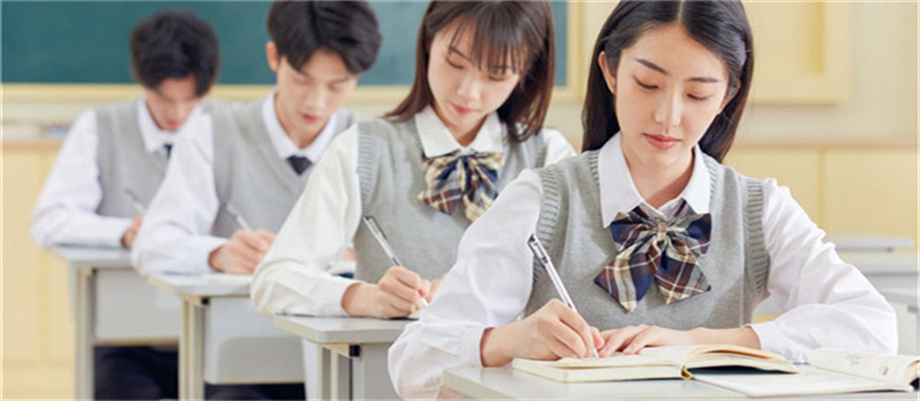 闅忔剰鍙戝閾句笅杞?0zzf.jpg
